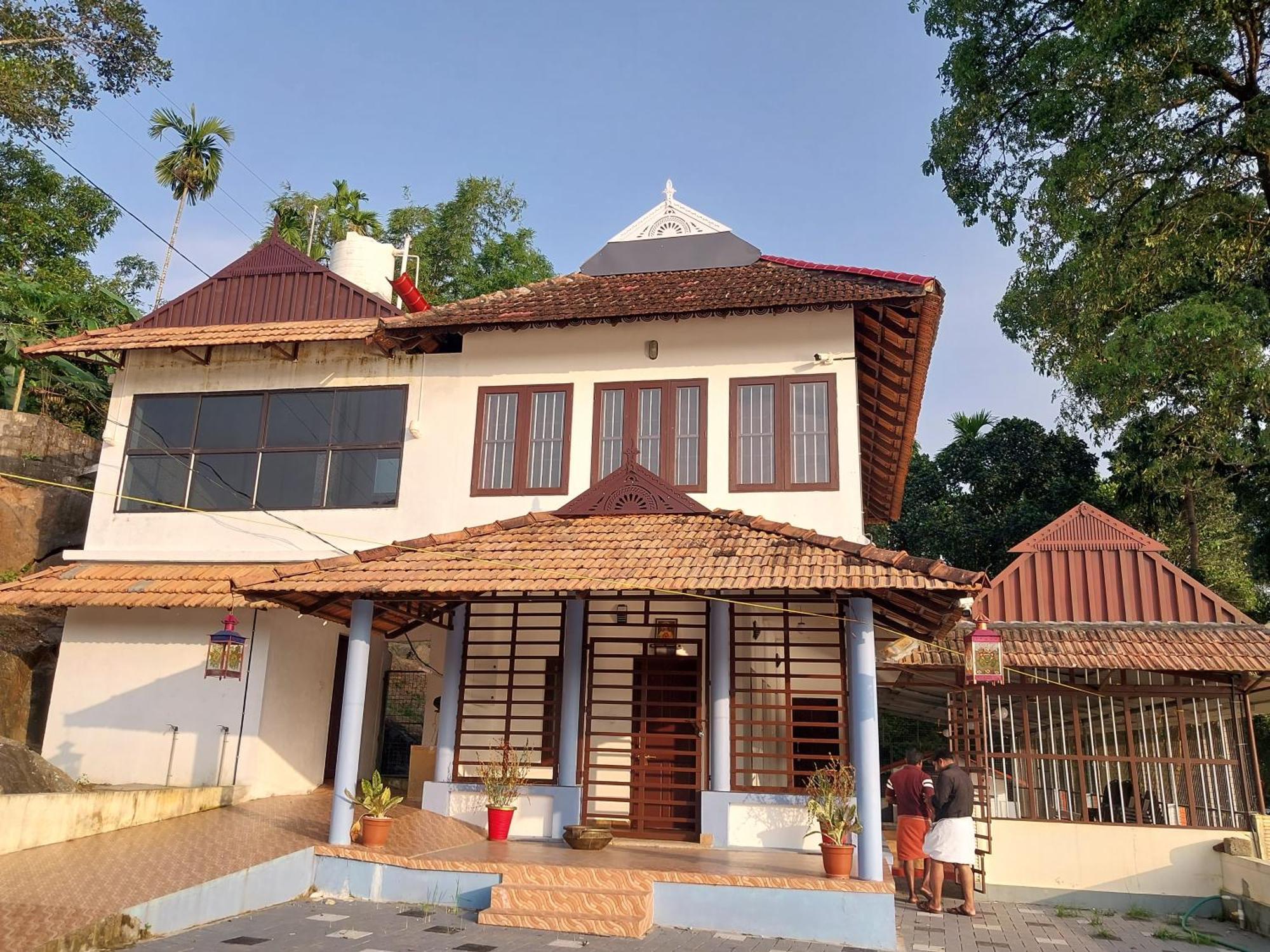 Stayberries River Rock Villa Athirapilly Kizhake Chālakudi Exterior photo